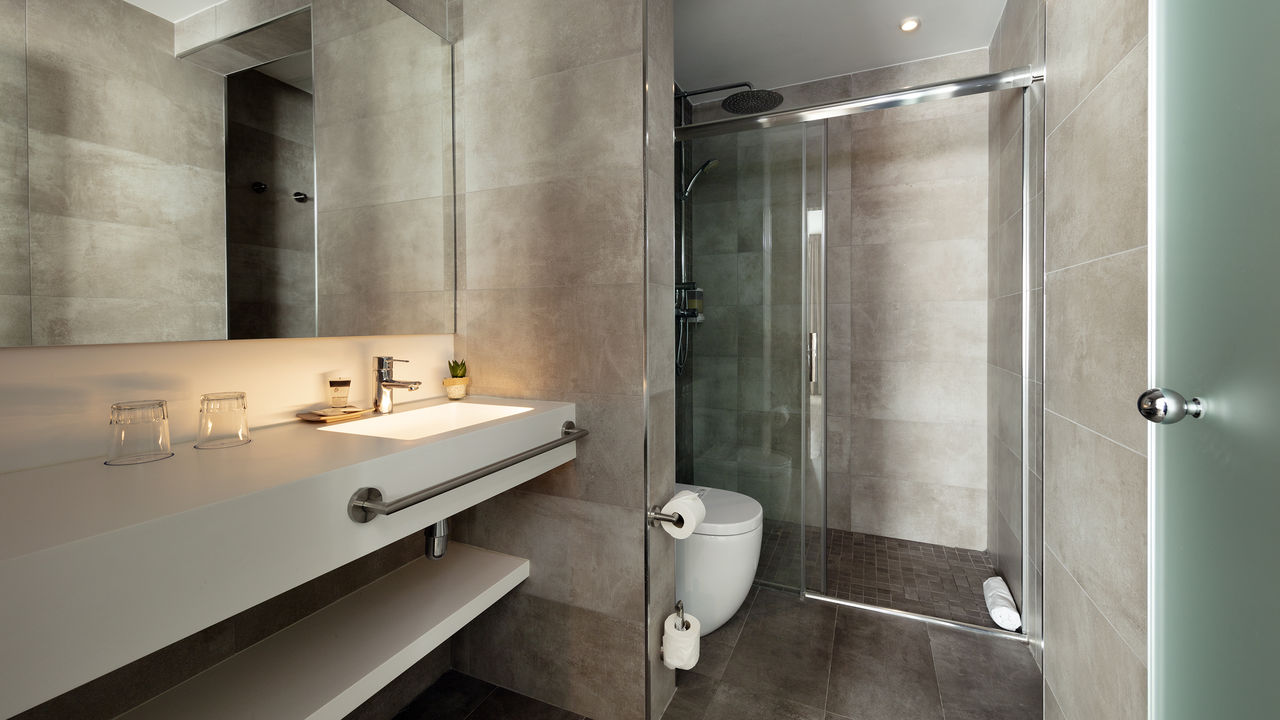 Rooms - Hotel Oasis Rooms-Hotel Oasis Barcelona | Best Rate Guaranteed